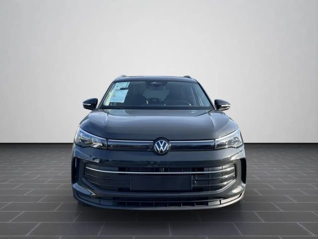 Volkswagen Tiguan DSG Plus