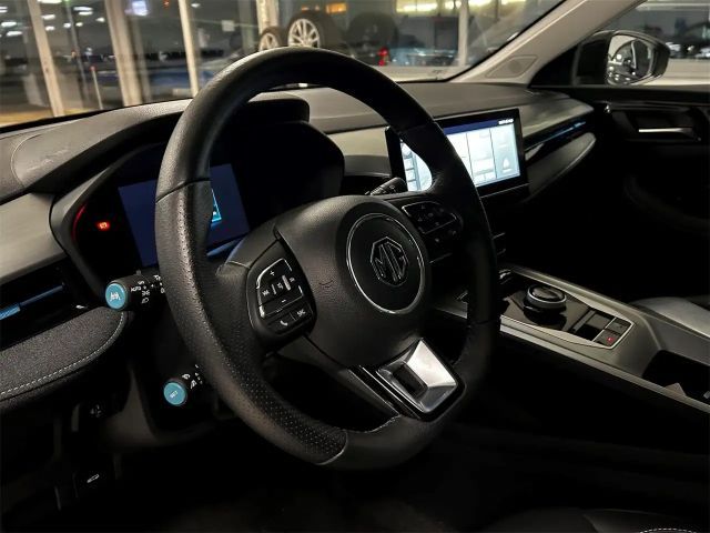 MG MG5 51 kWh EV Luxury Standard range