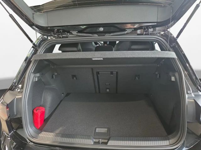 Volkswagen Golf DSG R-Line