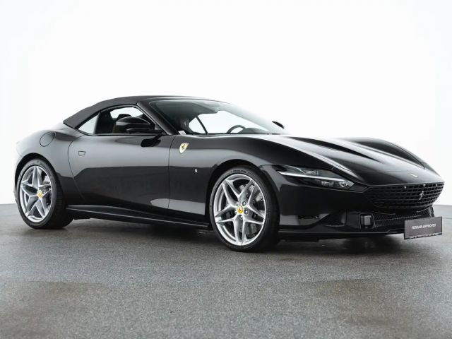 Ferrari Roma Spider