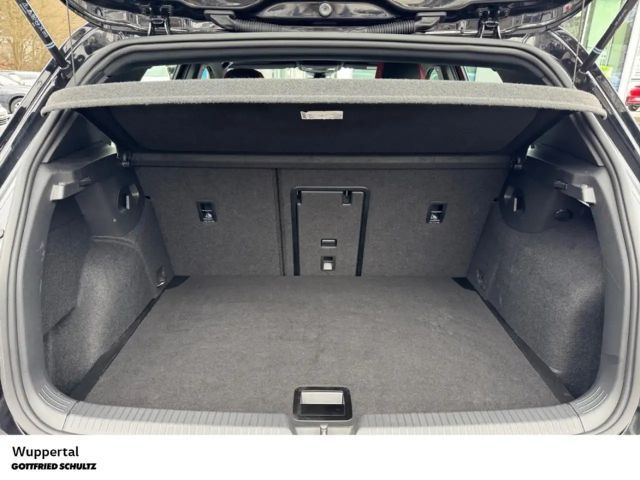 Volkswagen Golf GTI e-Golf