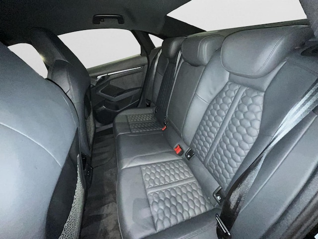 Audi RS3 Quattro S-Tronic Sedan