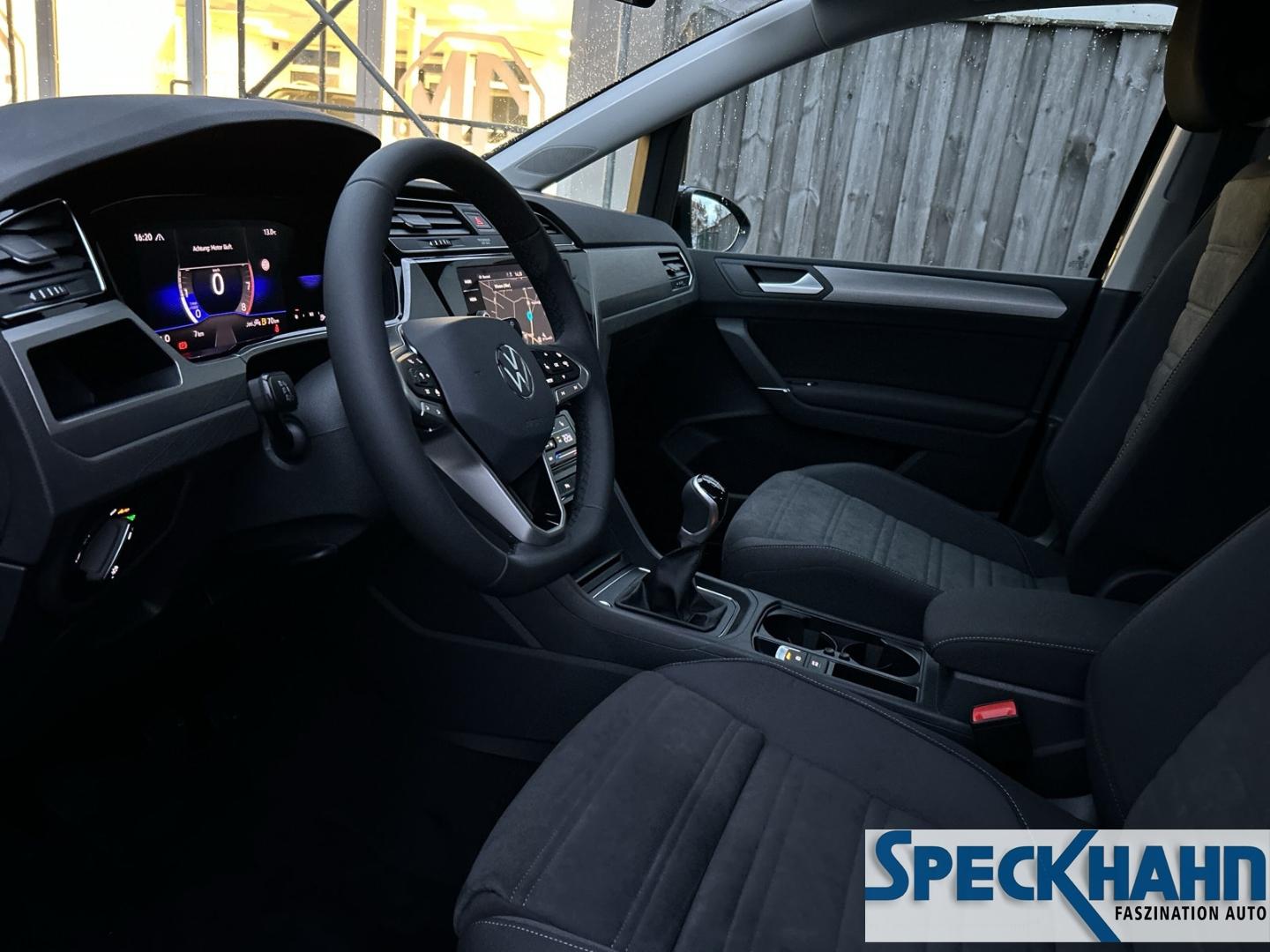 Volkswagen Touran 1.5 TSI BMT Comfortline