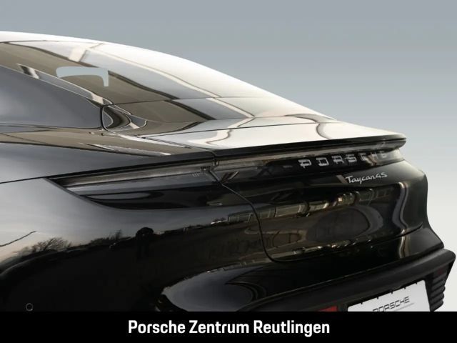 Porsche Taycan 4S