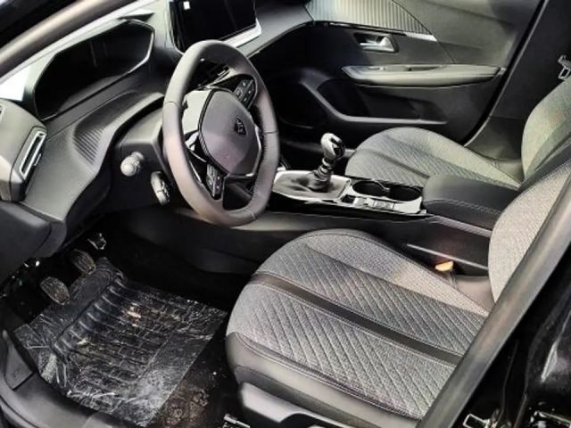 Peugeot 208 Allure Pack PureTech