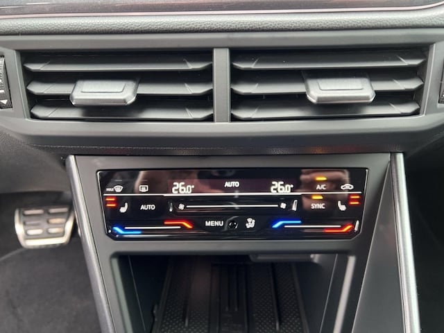 Volkswagen Polo 2.0 TSI DSG GTI