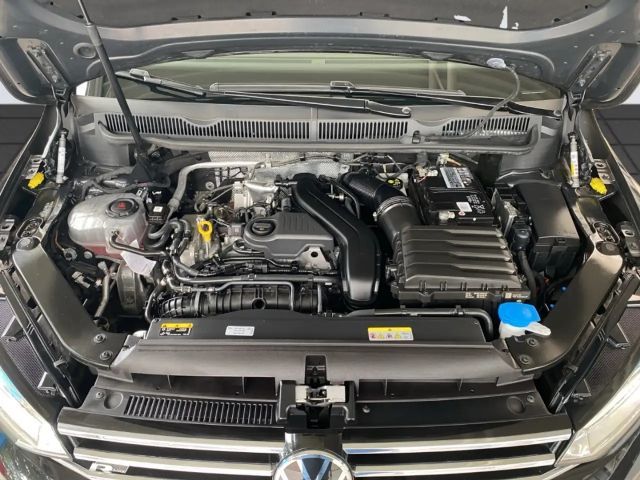 Volkswagen Touran DSG Highline R-Line
