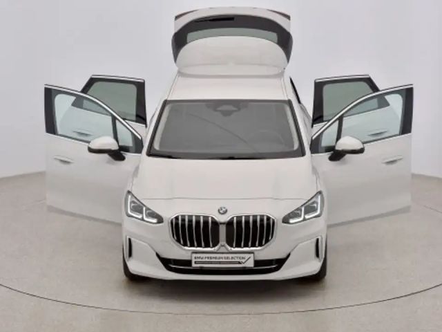 BMW 218 218d Active Tourer Sedan