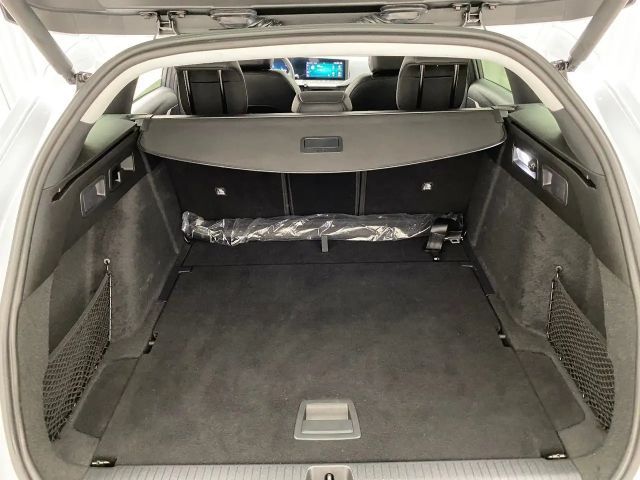 Opel Astra Business Elegance Sports Tourer