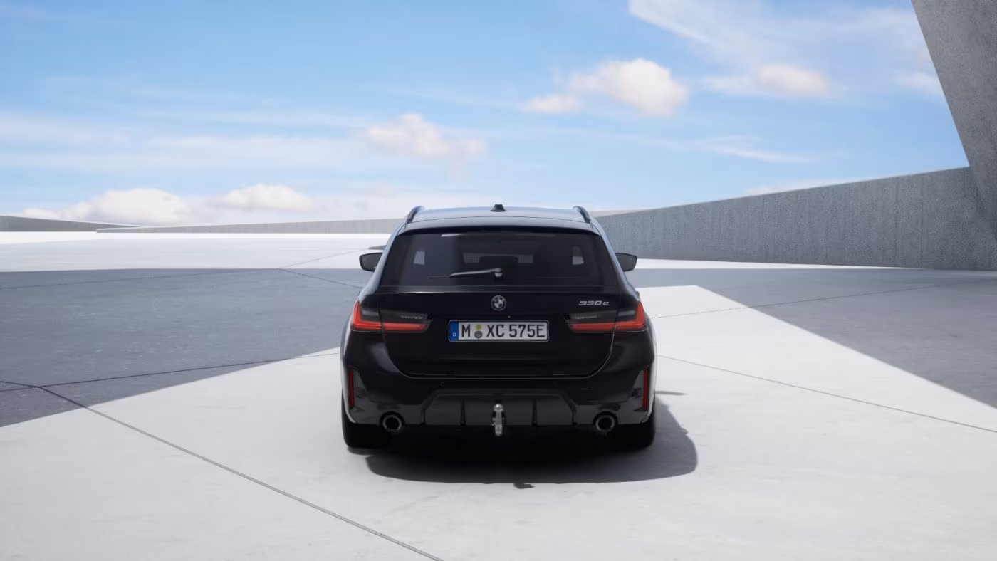 BMW 330 330e M-Sport Touring
