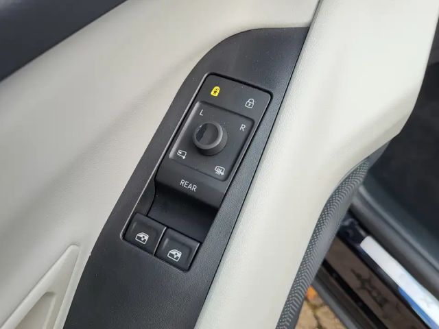 Ford Explorer Premium RWD