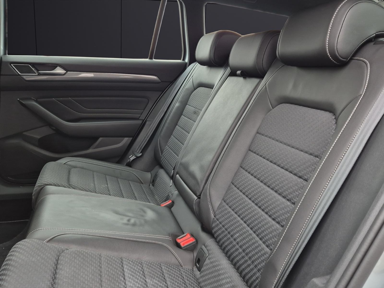 Volkswagen Passat DSG R-Line Variant