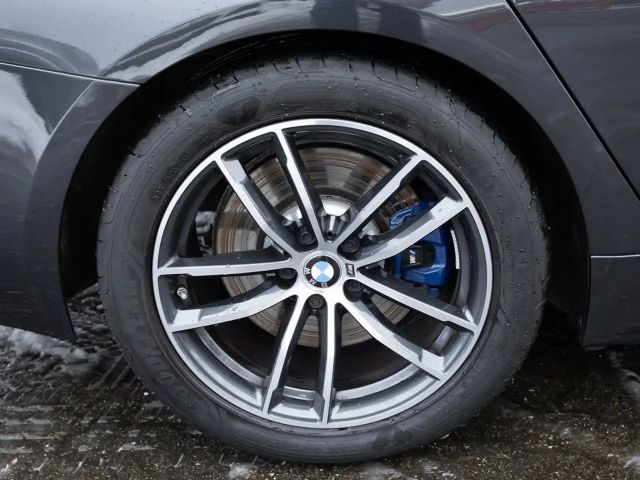 BMW 540 540d M-Sport Touring xDrive