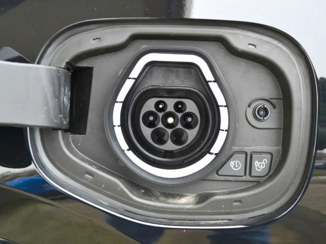 Ford Kuga Plug in Hybrid ST Line X