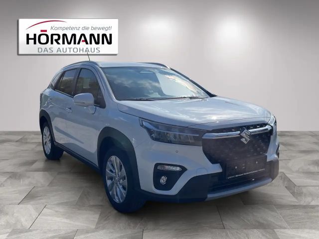 Suzuki S-Cross Hybrid