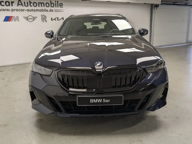 BMW 520 520d M-Sport Touring