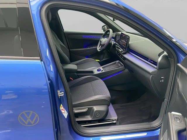 Volkswagen T-Roc 1.5 eTSI DSG R-Line