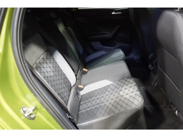 Volkswagen Taigo 1.5 TSI R-Line Style