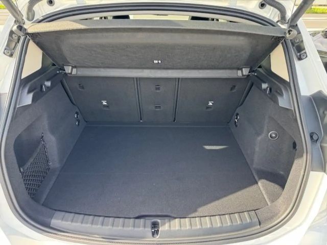 BMW 218 218i Active Tourer Sedan