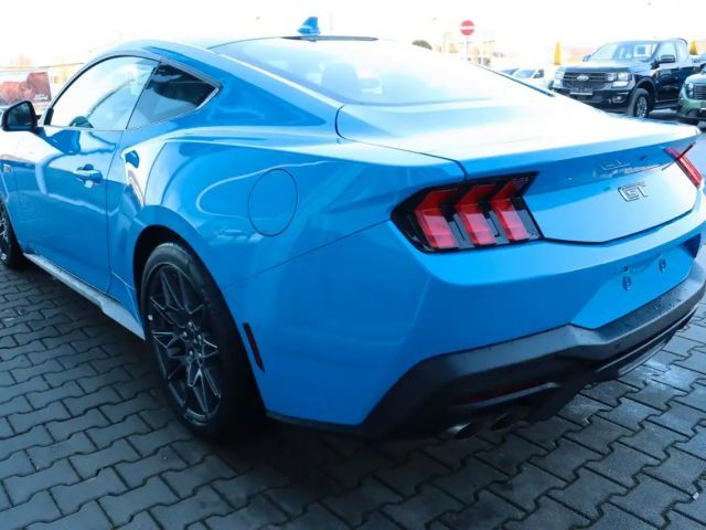 Ford Mustang Fastback GT 5.0 V8