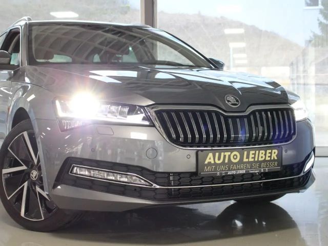 Skoda Superb 2.0 TDI Combi