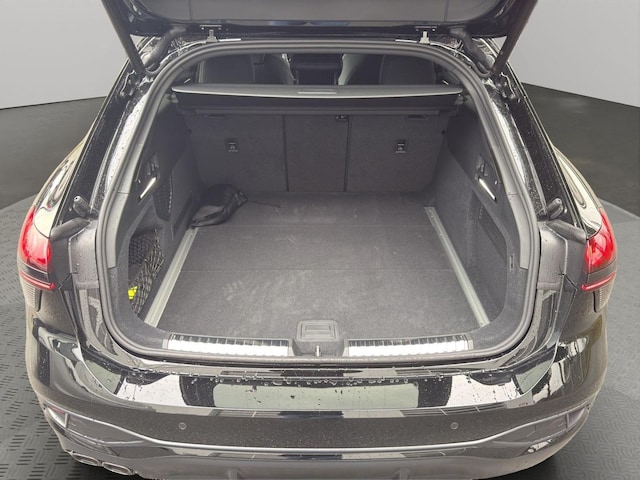 Audi A6 Avant Quattro S-Tronic