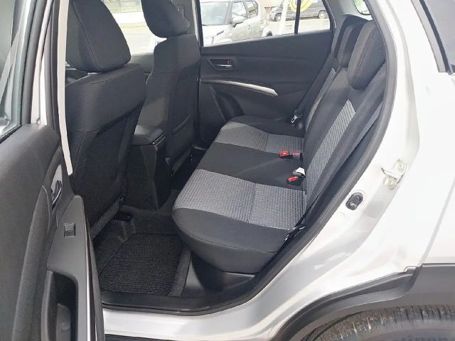 Suzuki S-Cross Hybrid