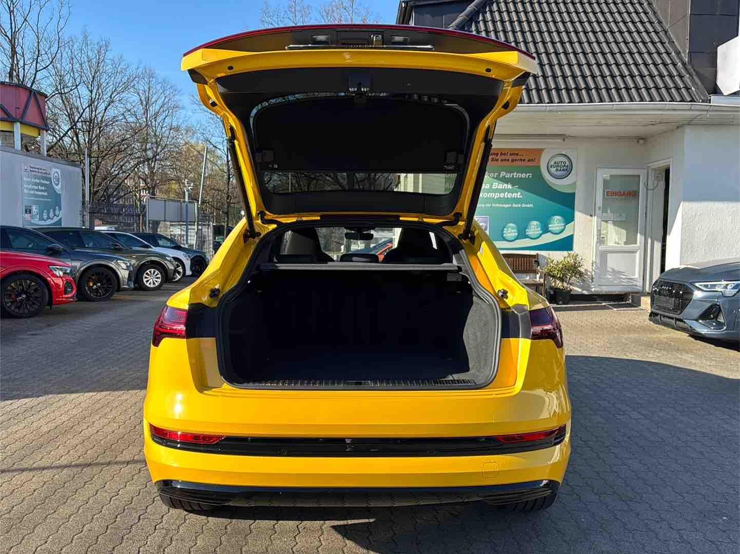 Audi e-tron 50 S-Line Sportback