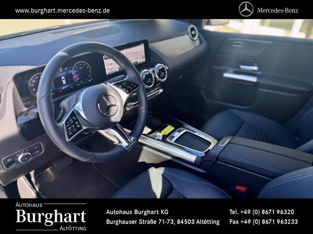 Mercedes-Benz B 200 Progressive Sedan