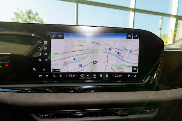 Audi A6 Avant Quattro S-Tronic