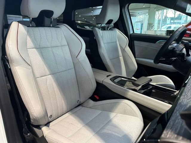 Renault Espace E-Tech Hybrid Iconic