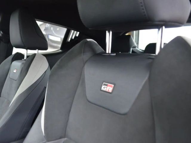 Toyota C-HR GR Hybride