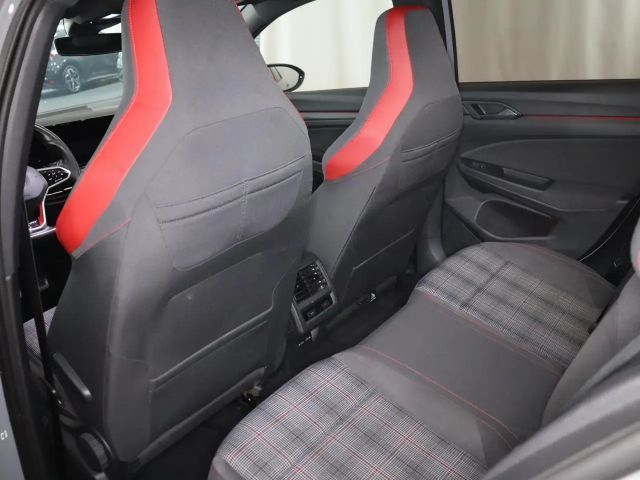 Volkswagen Golf 2.0 TSI DSG GTI