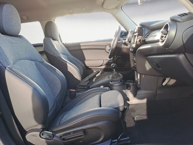 MINI Cooper Klimaaut. Sportsitze PDC Sitzhzg. Vorn LE