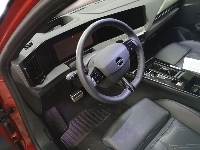 Opel Astra Sports Tourer Ultimate