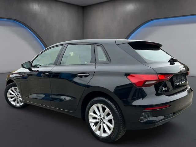 Audi A3 30 TDI Sedan