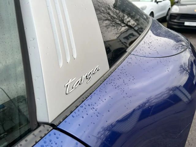 Porsche 992 4S Coupé Targa