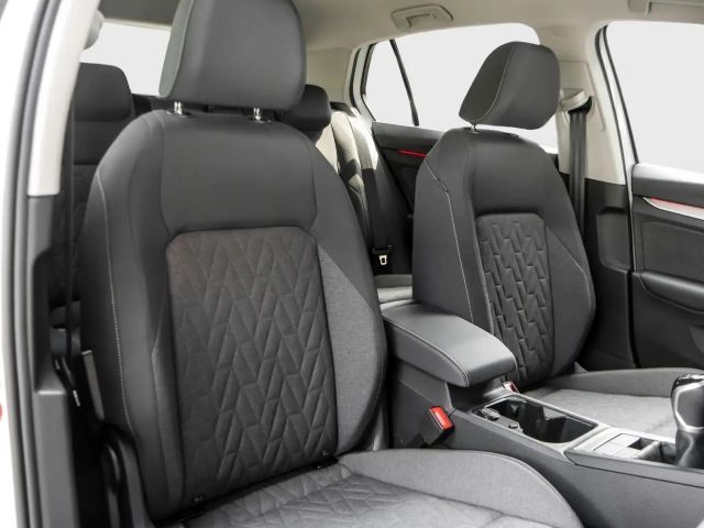 Volkswagen Golf 1.5 TSI Golf VIII Life