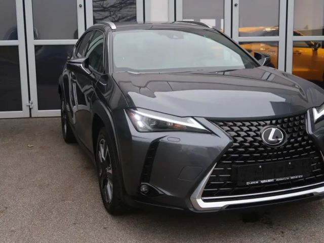 Lexus UX 250h Style Edition