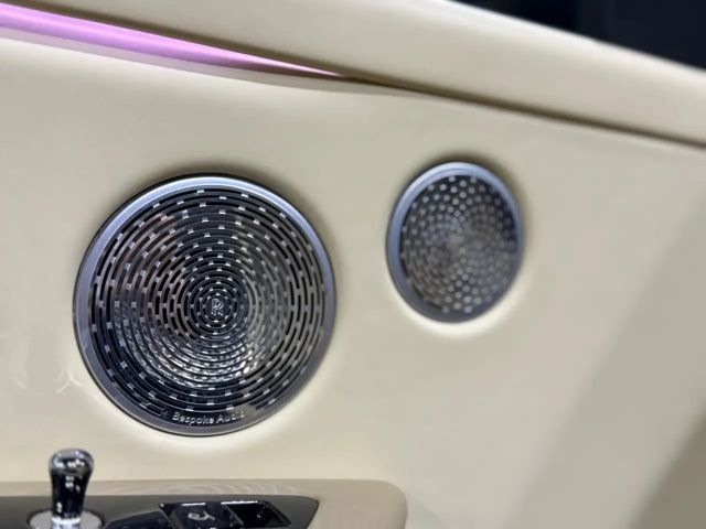 Rolls-Royce Cullinan NOVITEC WIDEBODY,VIP,24",STARLIGHT