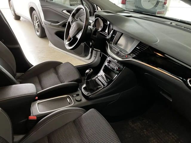 Opel Astra Edition Sports Tourer Turbo