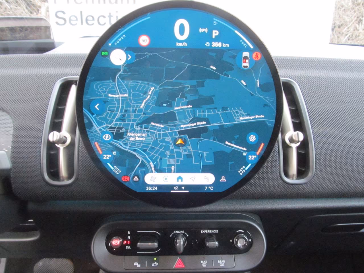 MINI Cooper C Countryman Countryman C HUD PanoD.Kamera OLED KomfZ.AHK 18"