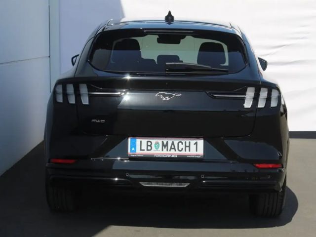 Ford Mustang Mach-E AWD Extended range