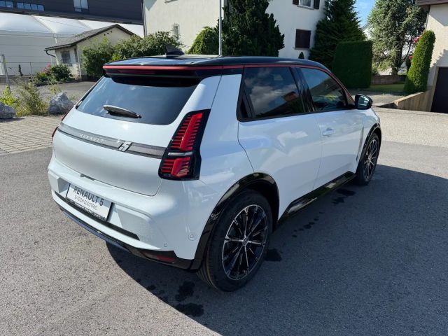 Renault 5 Comfort E-Tech Iconic R5