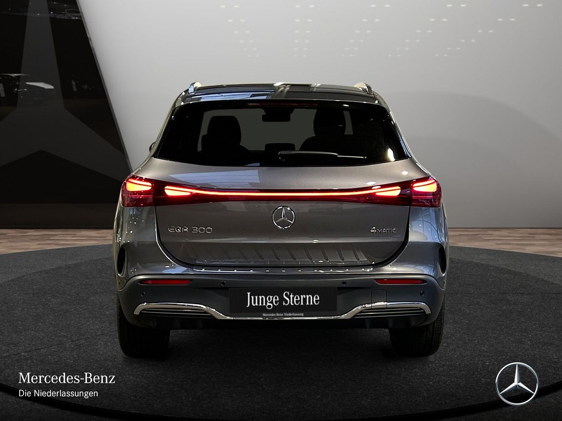Mercedes-Benz EQA 300 4MATIC