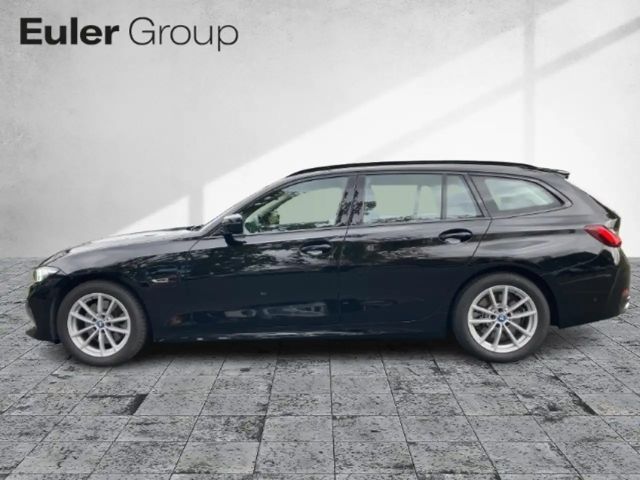 BMW 320 320e Touring