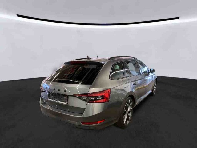 Skoda Superb 2.0 TDI Combi Sportline