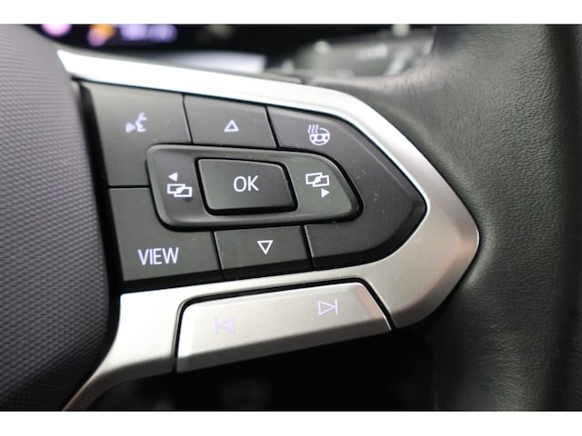 Volkswagen Golf 1.5 eTSI DSG Golf VIII