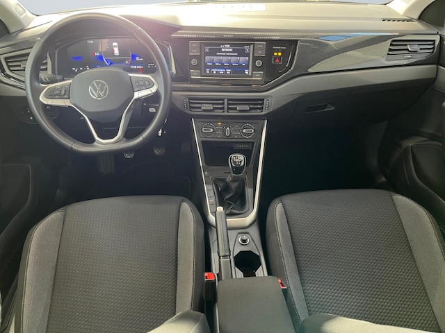 Volkswagen Polo VI 1.0 Klimaanlage Ganzjahresreifen