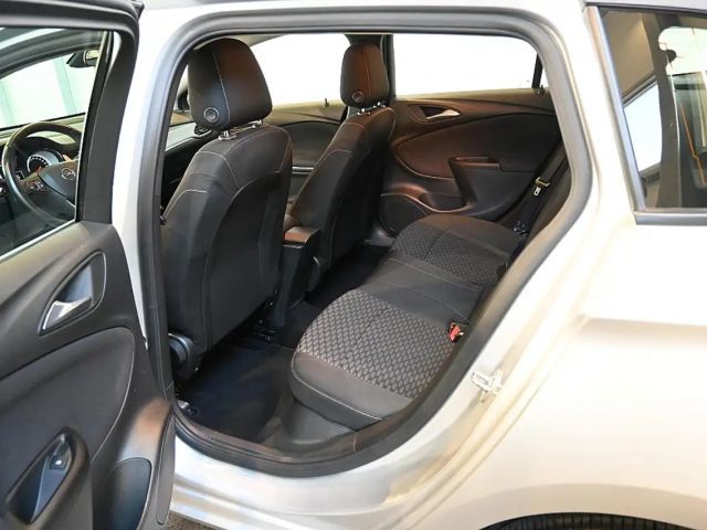 Opel Astra Sports Tourer